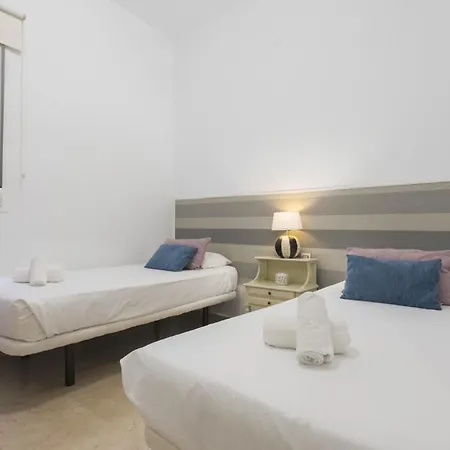 Comfortable Functional - Center - Train Station Sevilla