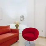 Comfortable Functional - Center - Train Station *
